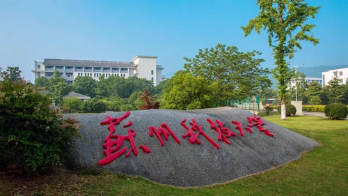 鍏ㄦ櫙鍥?.jpg